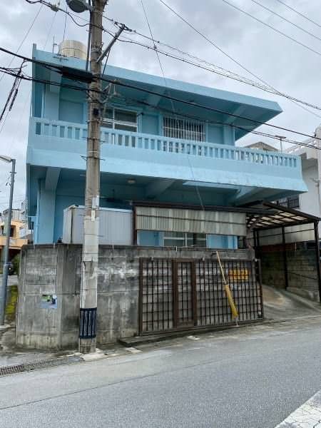 Renovation-Ready 5LDK House in Okinawa City Near Schools & Amenities - Thumbnail 4