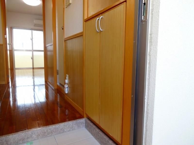 1K Apartment for Rent in Higashimachi, Naha, Okinawa - Thumbnail 4