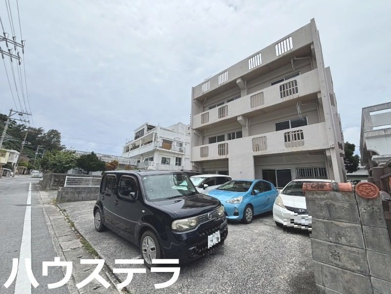 Entire Tachikawa-so Apartment Building for Sale in Naha, Okinawa - Thumbnail 2