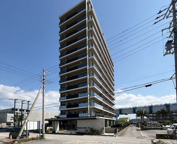 New 3LDK Apartment for Rent in Tomigusuku, Okinawa - Thumbnail 2