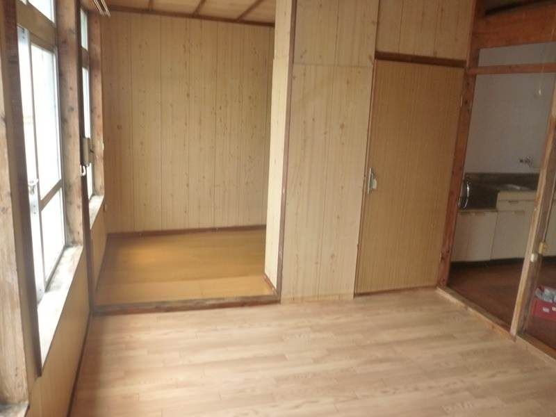 1LDK Apartment for Rent in Naha, Okinawa Near Onoyama Park Station - Thumbnail 3