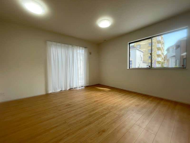 New 4LDK House in Yonabaru, Okinawa with Walk-in Closet - Thumbnail 4