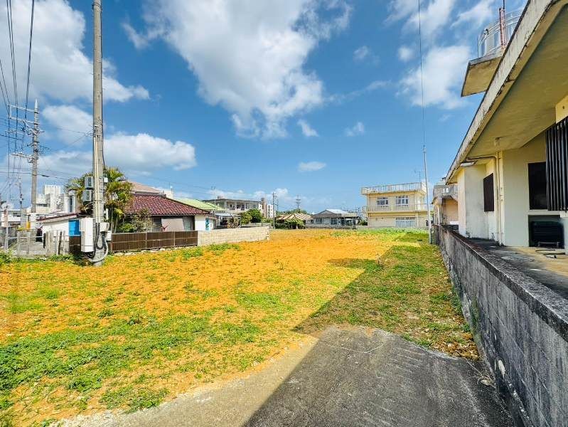147 Tsubo Residential Land for Sale in Uruma, Okinawa - No Build Conditions - Thumbnail 4