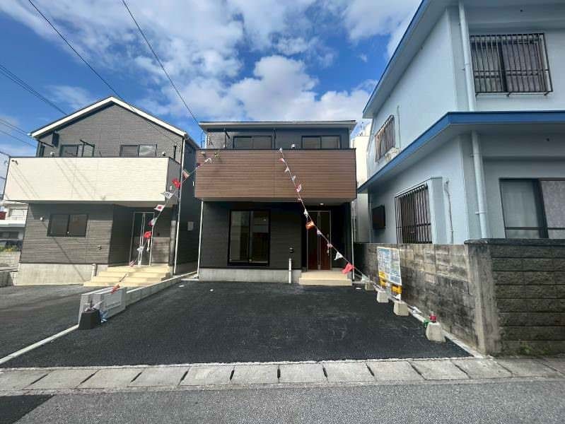 New 4LDK Wooden House for Sale in Yomitan Village, Okinawa - Thumbnail 4