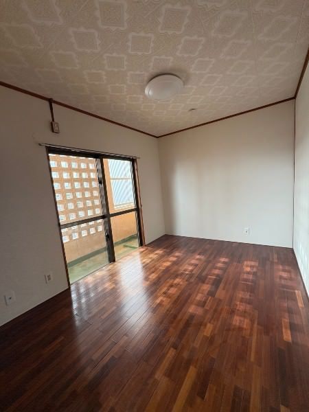 Sunflower 3K Apartment for Rent in Okinawa City - Thumbnail 3