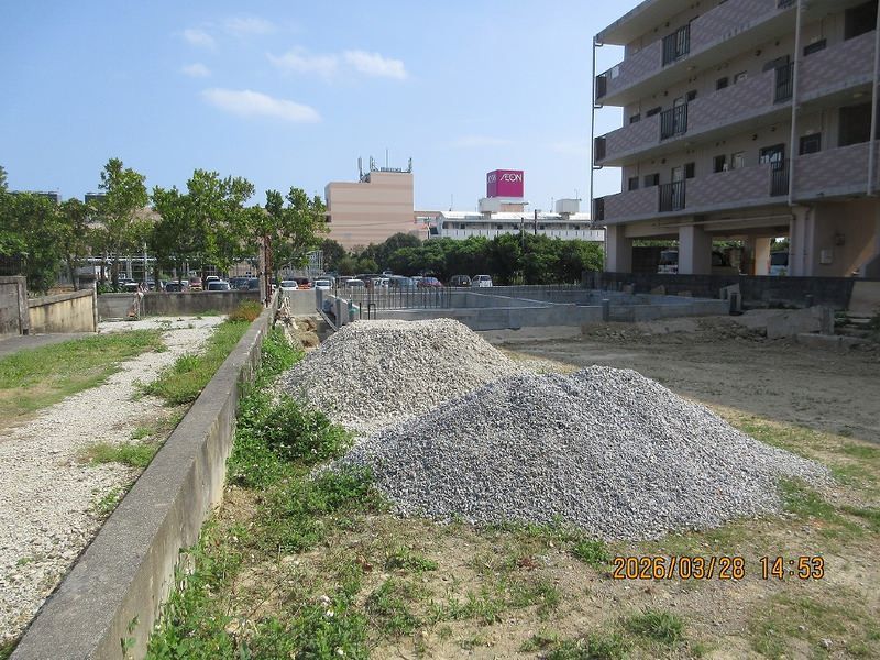 New 1LDK Apartment for Rent in Uruma City, Okinawa - Thumbnail 2