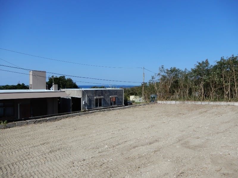 Land for Sale in Kyan, Itoman - Ocean View Potential - Thumbnail 2