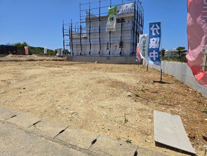 Land for Sale in Kamome Town, Itoman City, Okinawa - Thumbnail 3