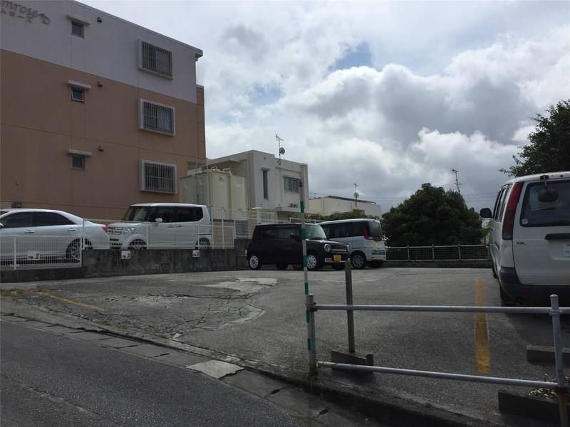 Kei Car Parking Space for Rent in Nagata, Ginowan, Okinawa - Thumbnail 4