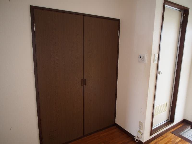 1K Apartment for Rent in Ginowan City, Okinawa - 16.5 sqm - Thumbnail 4