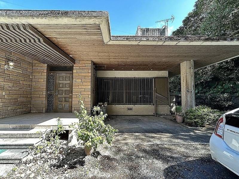 4LDK House with East Coast Views in Okinawa City - Thumbnail 4