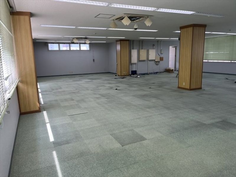 Warehouse & Office for Rent in Urasoe, Okinawa - 559.41 sqm - Thumbnail 3