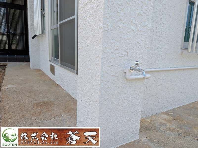 3LDK Renovated House on Large 116 Tsubo Lot in Uruma City - Thumbnail 4