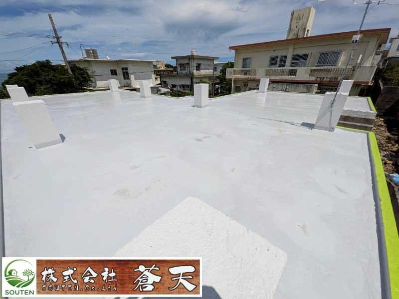 3LDK Renovated House on Large 116 Tsubo Lot in Uruma City - Thumbnail 2
