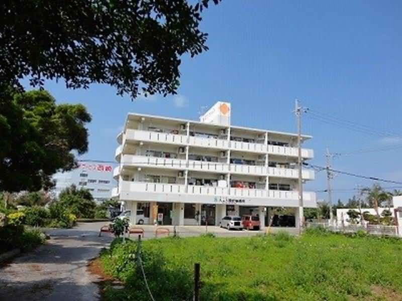 Pet-Friendly 2DK Apartment for Rent in Itoman City, Okinawa - Thumbnail 2