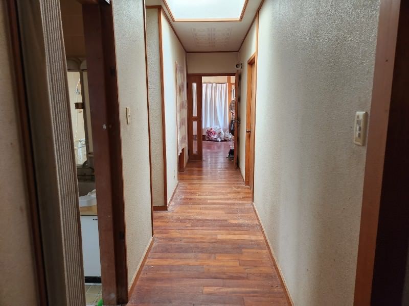 5LDK Single-Story House with Garden for Sale in Uruma City, Okinawa - Thumbnail 3