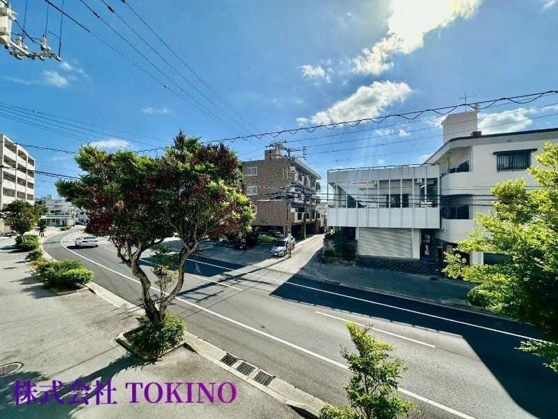 Renovated 3LDK Apartment for Sale in Ginowan, Okinawa - Thumbnail 2