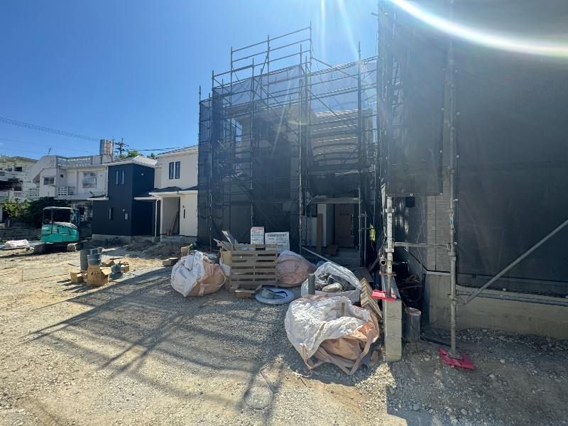New 4LDK Wooden House in Yonabaru, Okinawa with Garden - Image 1