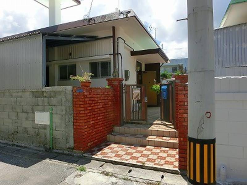 4DK Detached House in Okinawa City with Soundproofing & Renovations - Thumbnail 3