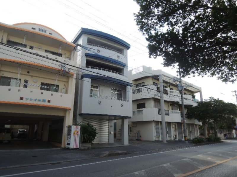 2LDK Apartment for Rent in Urasoe Miyagi, Okinawa - 49.6 sqm - Thumbnail 3