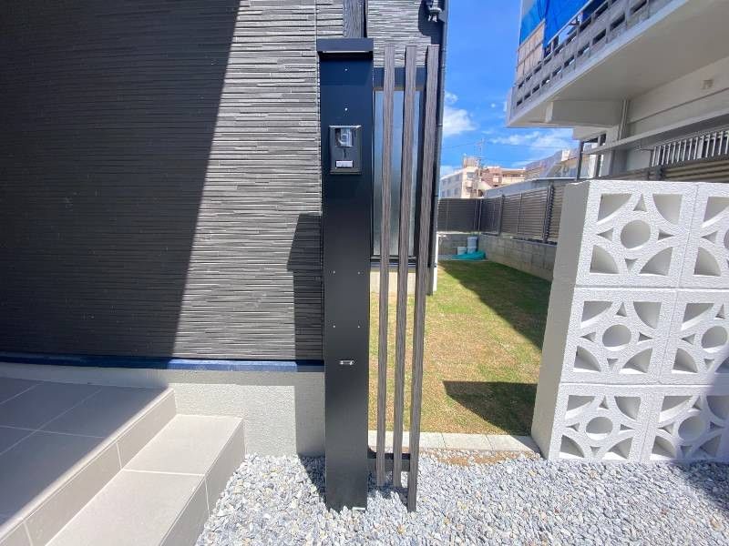 New 5LDK House with Dual Balconies in Okinawa City Ōzato - Thumbnail 2