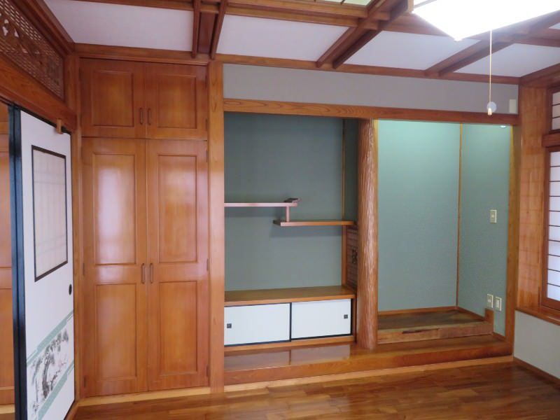 Spacious 3LDK Apartment for Rent in Awase, Okinawa City - Thumbnail 4