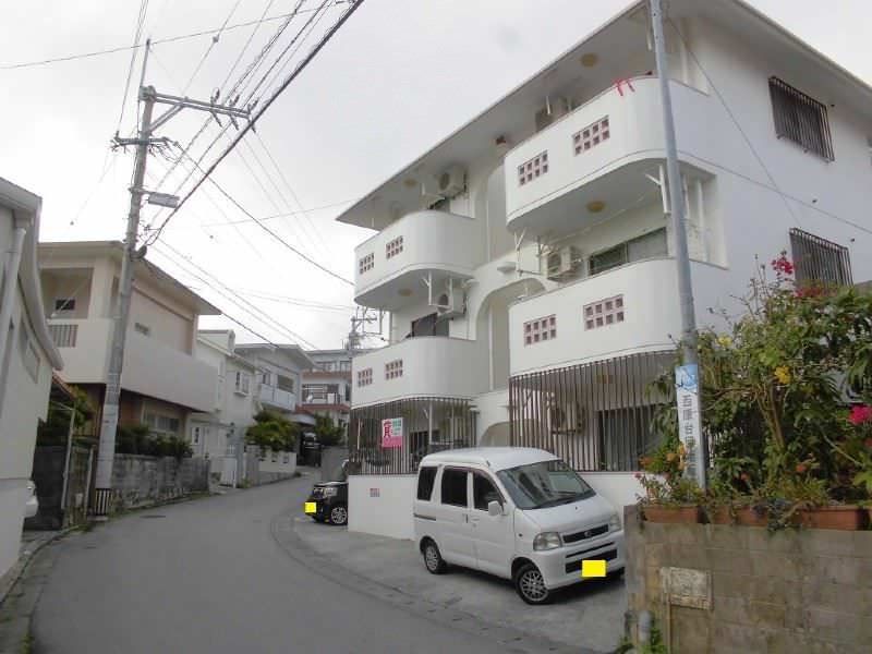 1R Apartment for Rent in Nishihara Town, Okinawa - 30,000 Yen - Thumbnail 3