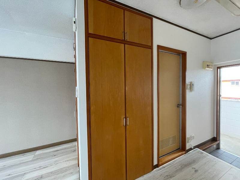 1R Apartment for Rent in Yonabaru, Okinawa - 19.8 sqm - Thumbnail 2