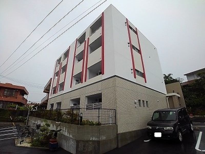 1K Apartment for Rent in Ginowan City, Okinawa - Thumbnail 3