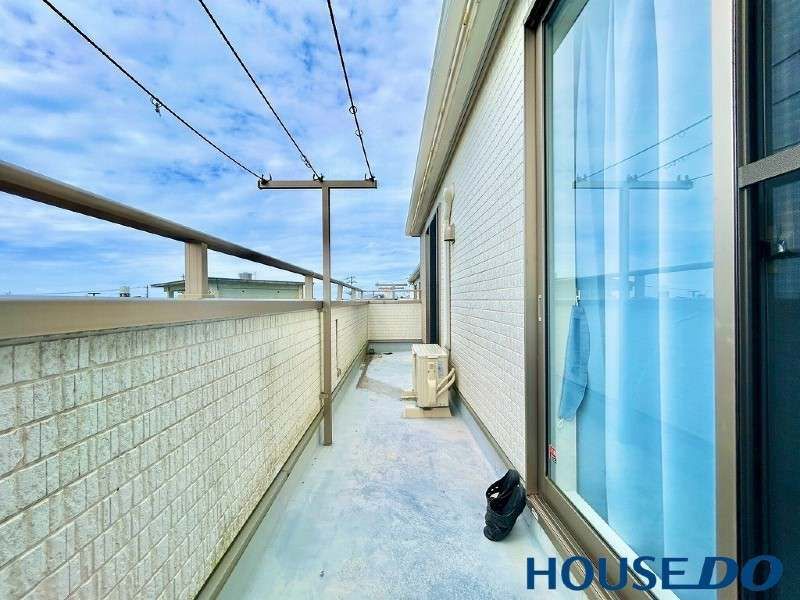 4LDK House for Sale in Tokeshi, Yomitan Village, Okinawa - Image 1