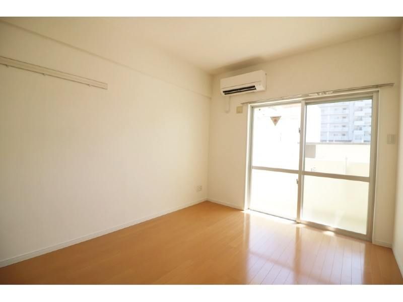 Casa Gusukuma 1K Apartment for Rent in Urasoe, Okinawa - Thumbnail 3