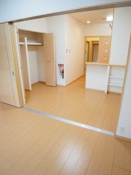 1DK Apartment for Rent in Naha, Okinawa - Co-op Yaka West Side - Thumbnail 3
