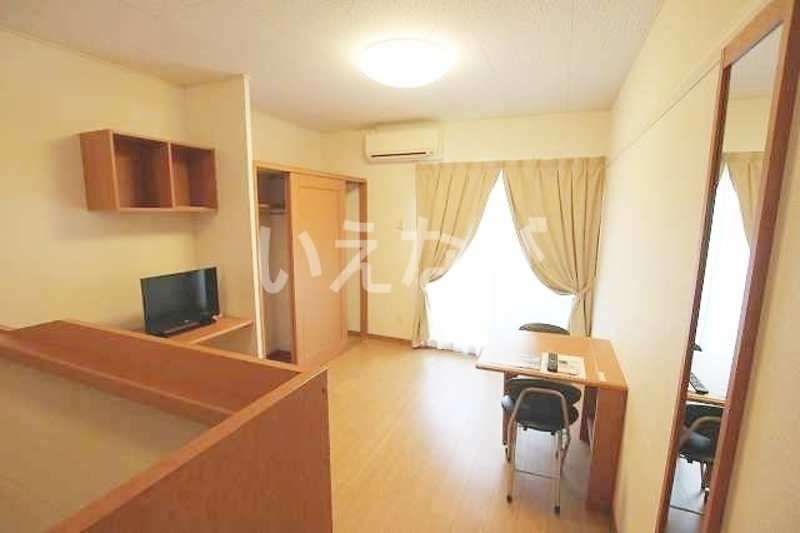 Leopalace Takahara 1K Furnished Apartment for Rent in Okinawa City - Thumbnail 4