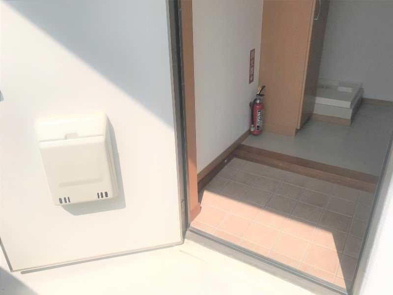 1K Apartment for Rent in Uruma City, Okinawa - No Deposit - Thumbnail 4