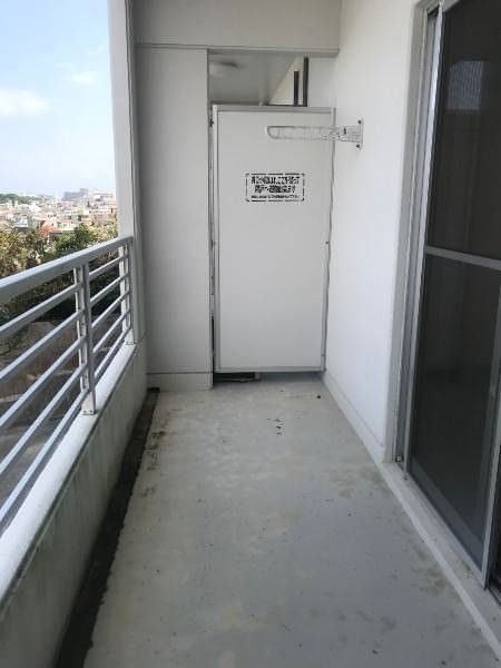 1K Apartment for Rent in Uruma City, Okinawa - No Deposit - Thumbnail 2