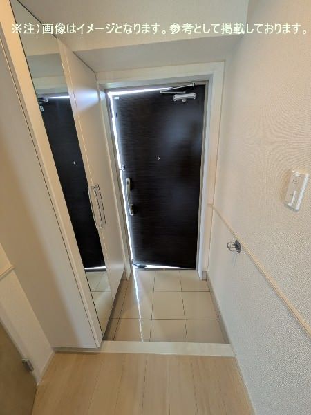 New 2026 2LDK Apartment for Rent in Okinawa City, Pet-Friendly - Thumbnail 3