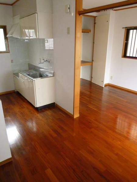 1R Apartment for Rent in Yomitan, Naha City, Okinawa - Thumbnail 3