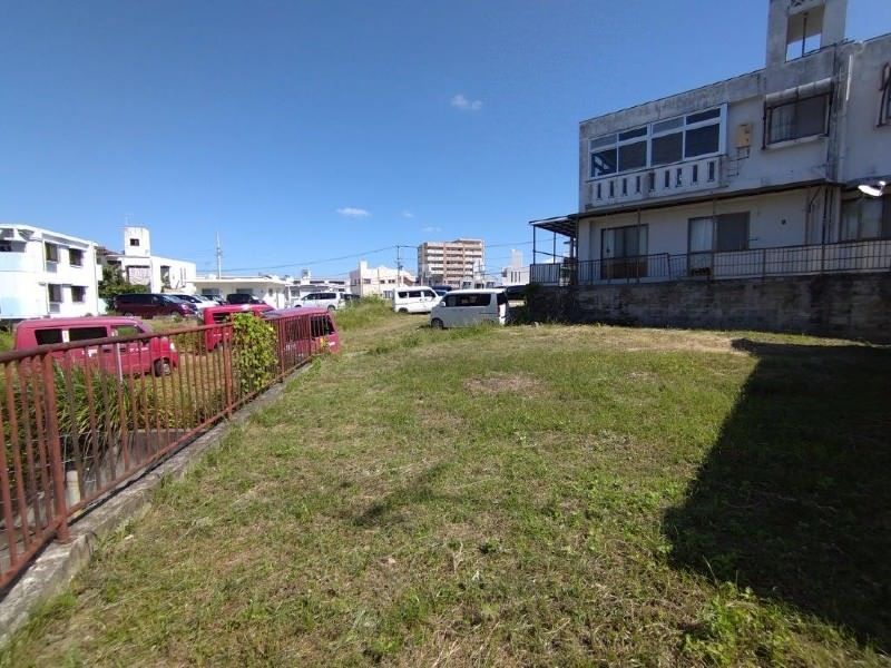 Land for Sale in Ueda, Tomigusuku City, Okinawa - 177.36 sqm - Thumbnail 2