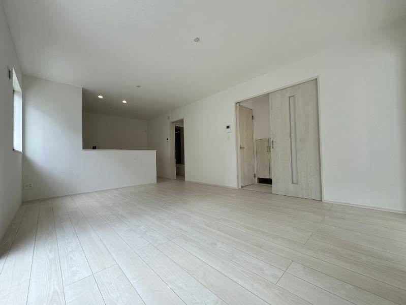 New 4LDK House in Tomigusuku, Okinawa - 2026 Completion - Thumbnail 4