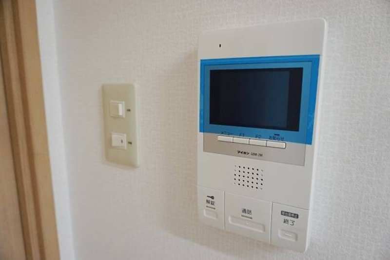 1K Apartment for Rent in Makabi, Naha City, Okinawa - Thumbnail 4