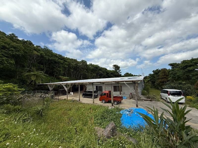 Large Business Property for Rent in Motobu, Okinawa with 3321 Tsubo Land - Thumbnail 3