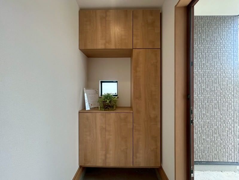 New 4LDK House for Sale in Yonabaru, Okinawa with 3 Parking Spaces - Thumbnail 4