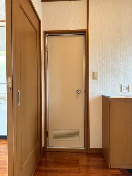 2LDK Apartment for Rent in Uechi, Okinawa City - Thumbnail 2