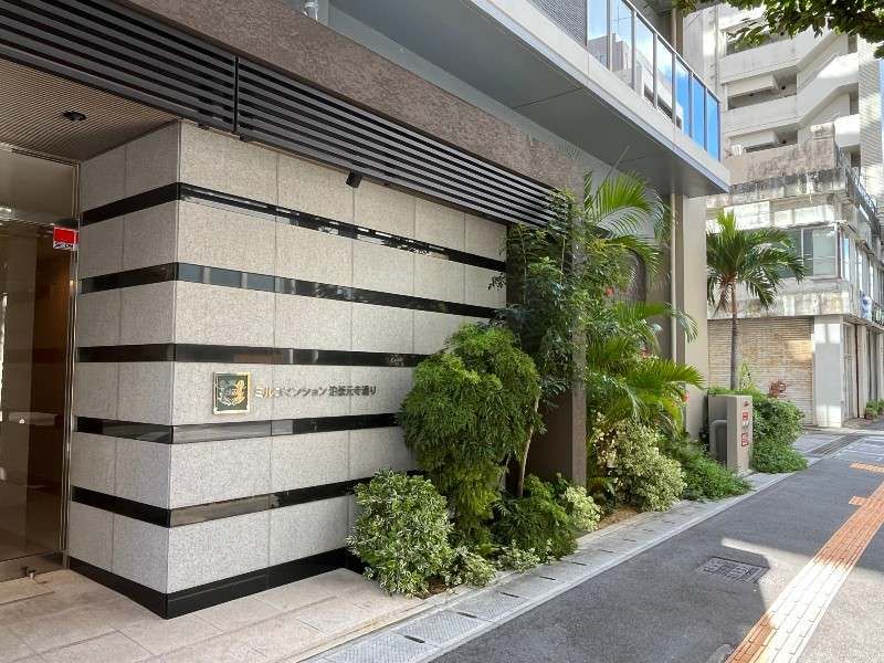 3LDK Apartment in Naha Tomari | Spacious Balcony | 2021 Build - Thumbnail 3