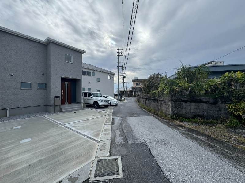 New 2025 3LDK House in Okinawa City with 2 Car Parks - Thumbnail 4