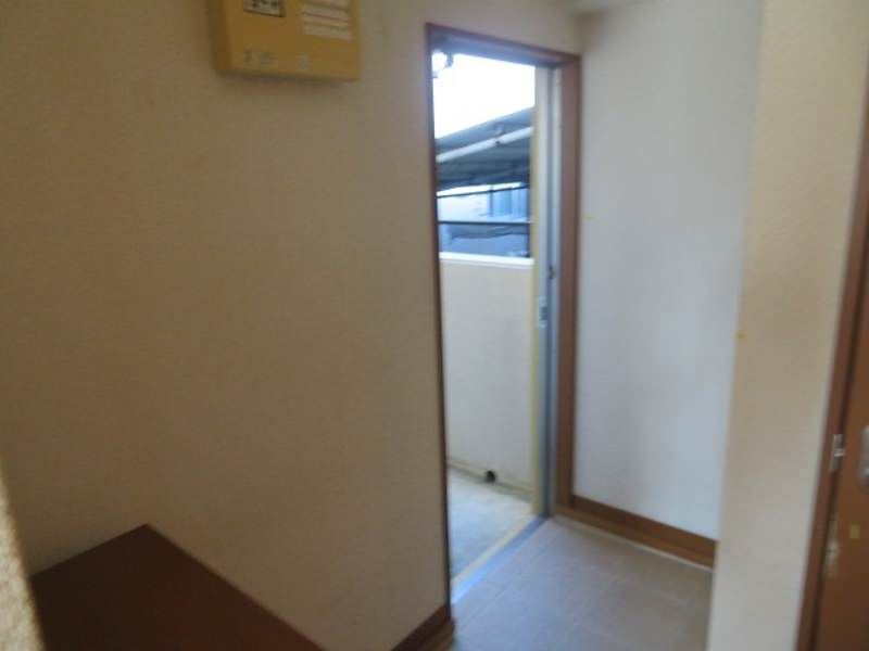 Palais Arcadia 2LDK Apartment for Rent in Nishihara, Okinawa - Thumbnail 4