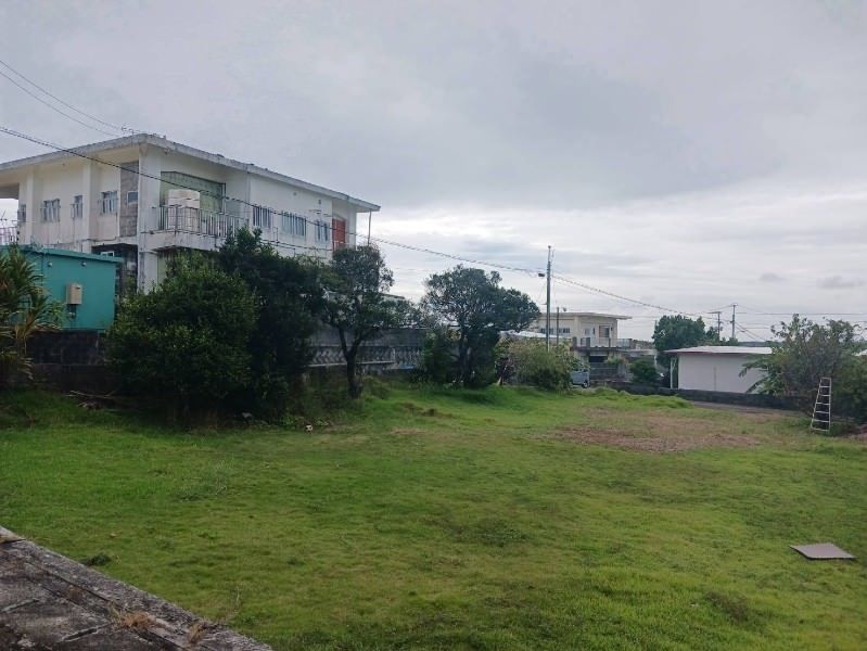 180.9 Tsubo Residential Land for Sale in Ishigaki's Ohama District - Thumbnail 2