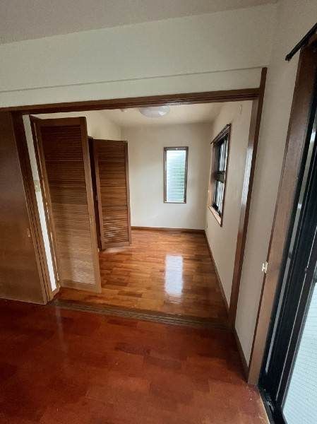 1LDK Corner Apartment for Rent in Uruma, Okinawa - Thumbnail 4