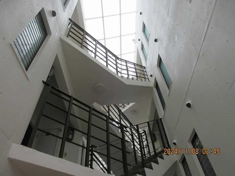 1LDK Corner Apartment for Rent in Uruma, Okinawa - Thumbnail 2