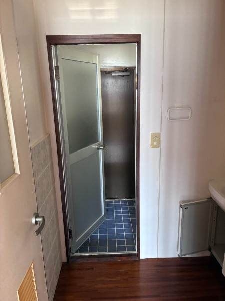 3LDK Apartment for Rent in Okinawa City, Uezu - Thumbnail 2